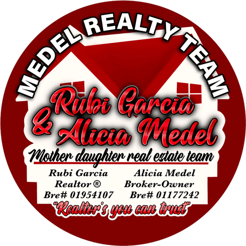 Medel Realty Team, Rubí García and Alicia Medel